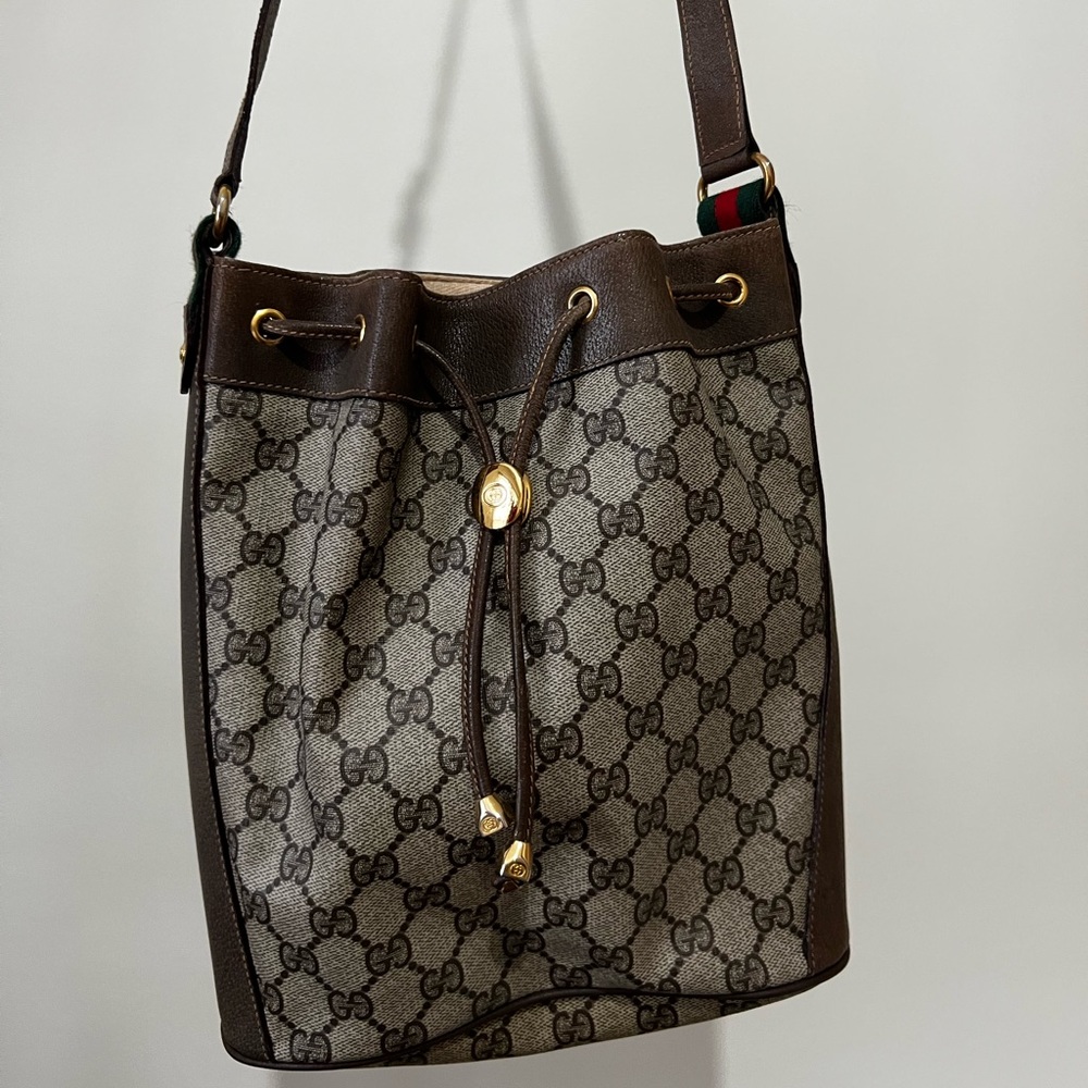 SOLD - Gucci Bucket Crossbody Bag